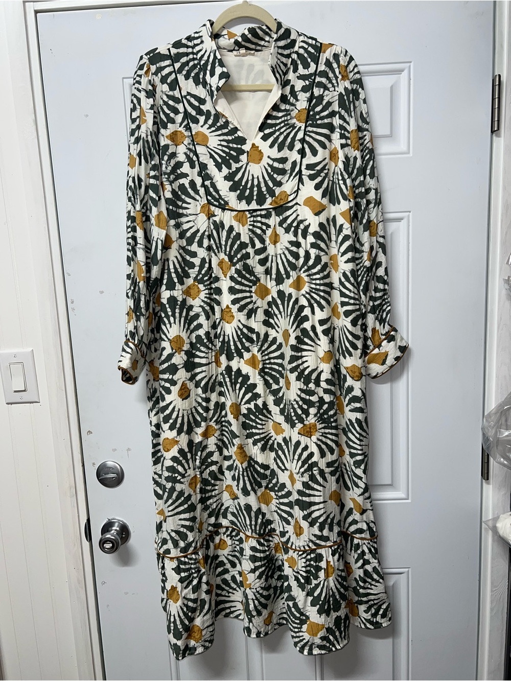Jodifl size large long sleeve midi dress - Picture 2 of 12